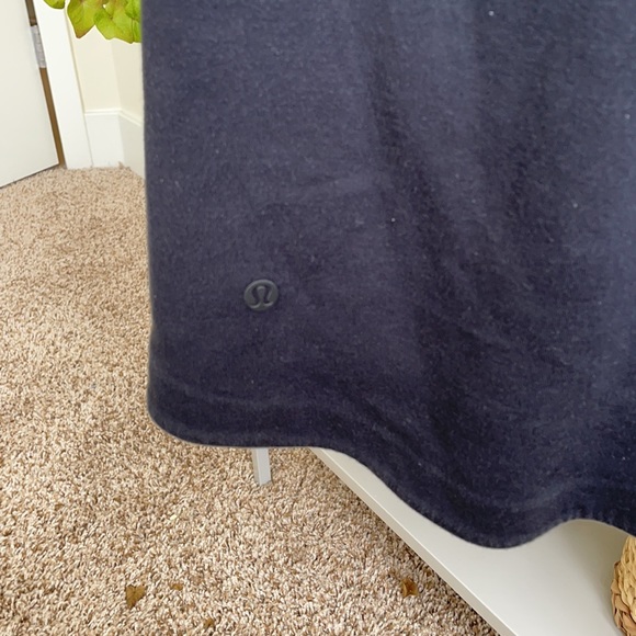 LULULEMON Hooded Jacket - Picture 4 of 4